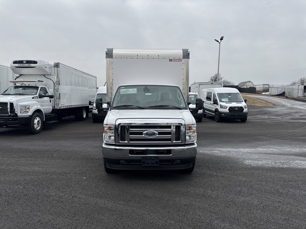 New 2025 Ford E-450SD Base Cab/Chassis