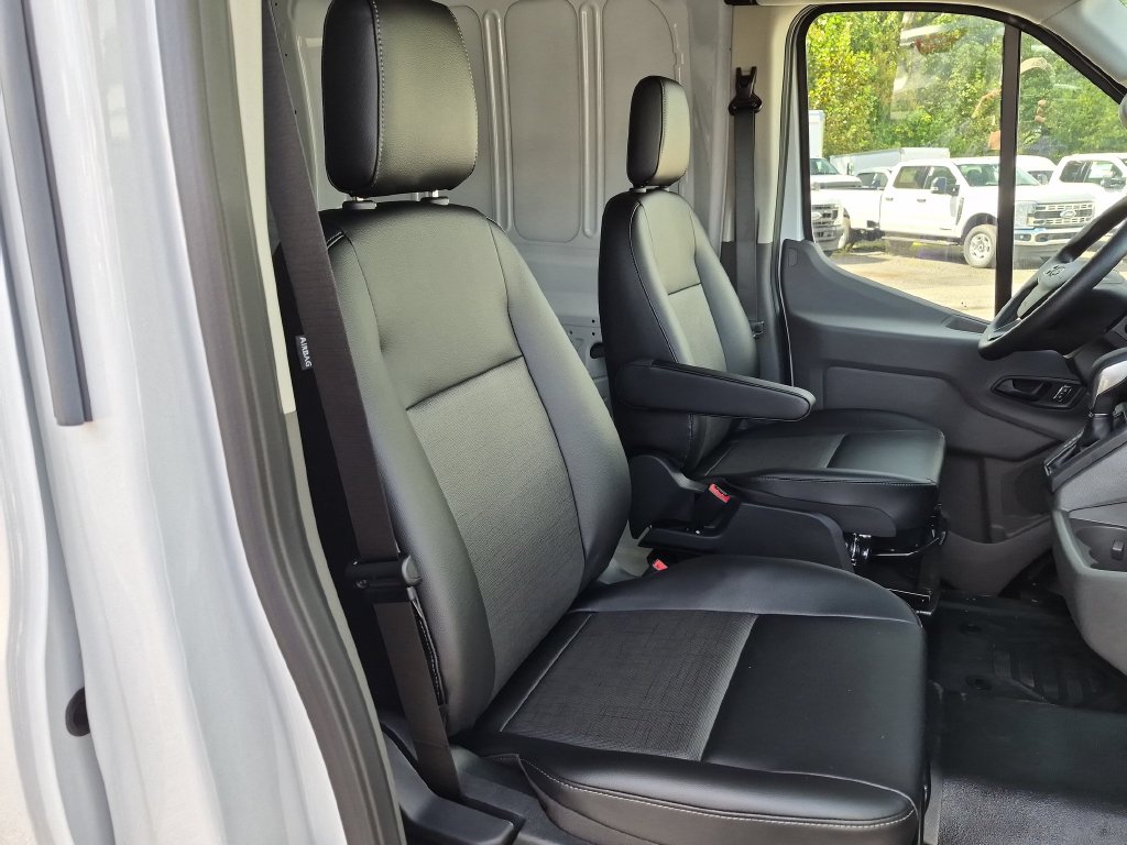 2026 Ford Transit Van Base - Photo 25