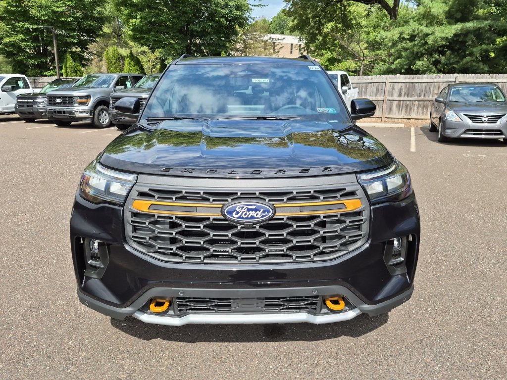 2027 Ford Explorer Tremor SUV | Agate Black Metallic | Bergey's
