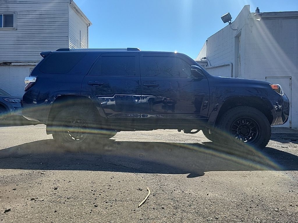 Used 2021 Toyota 4Runner SR5 Premium with a Moonroof SUV