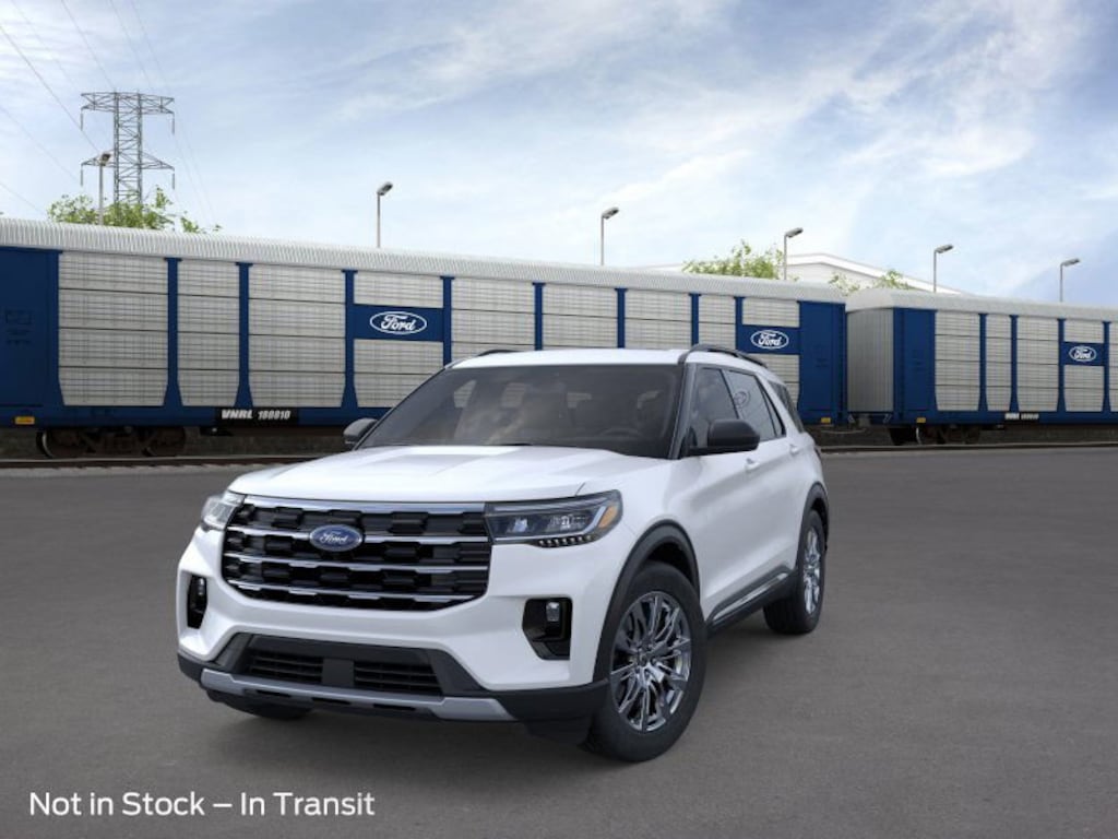New 2025 Ford Explorer Active with Moonroof and Comfort Package SUV