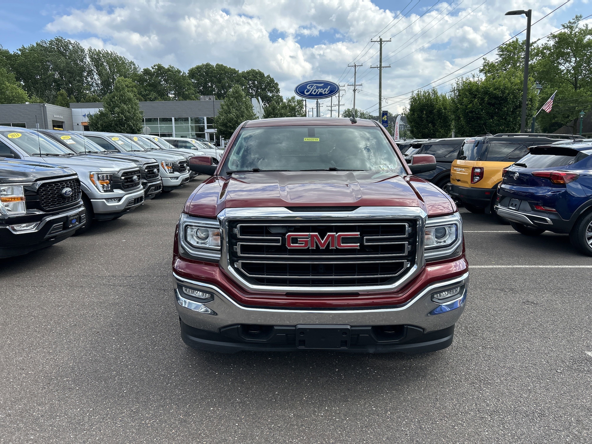 Used 2017 GMC Sierra 1500 SLE with VIN 1GTV2MEH8HZ197352 for sale in Ambler, PA