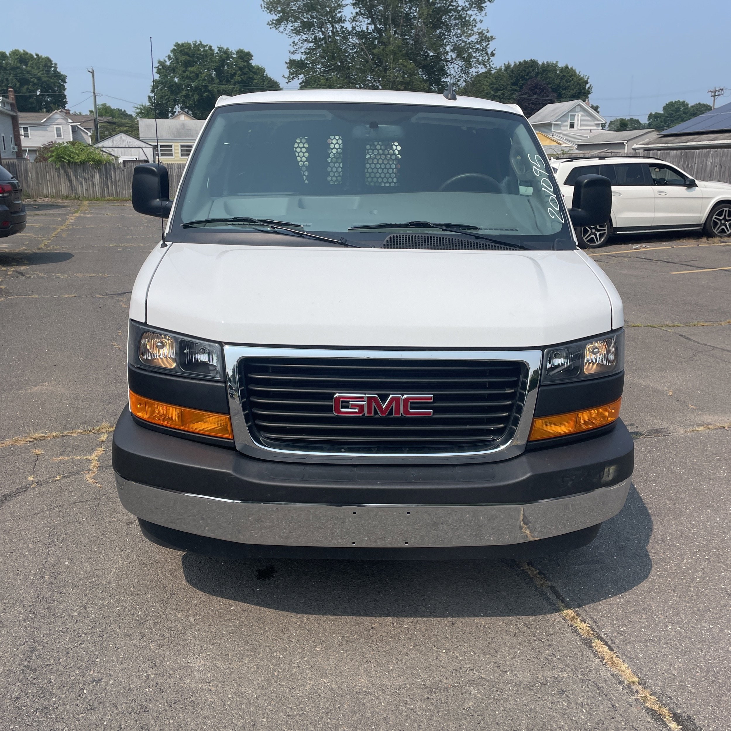 1GTW7AFP4P1201095