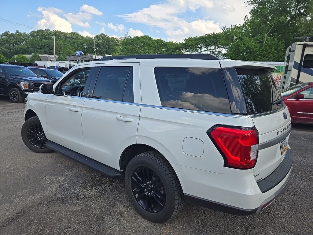 Used 2024 Ford Expedition XLT SUV