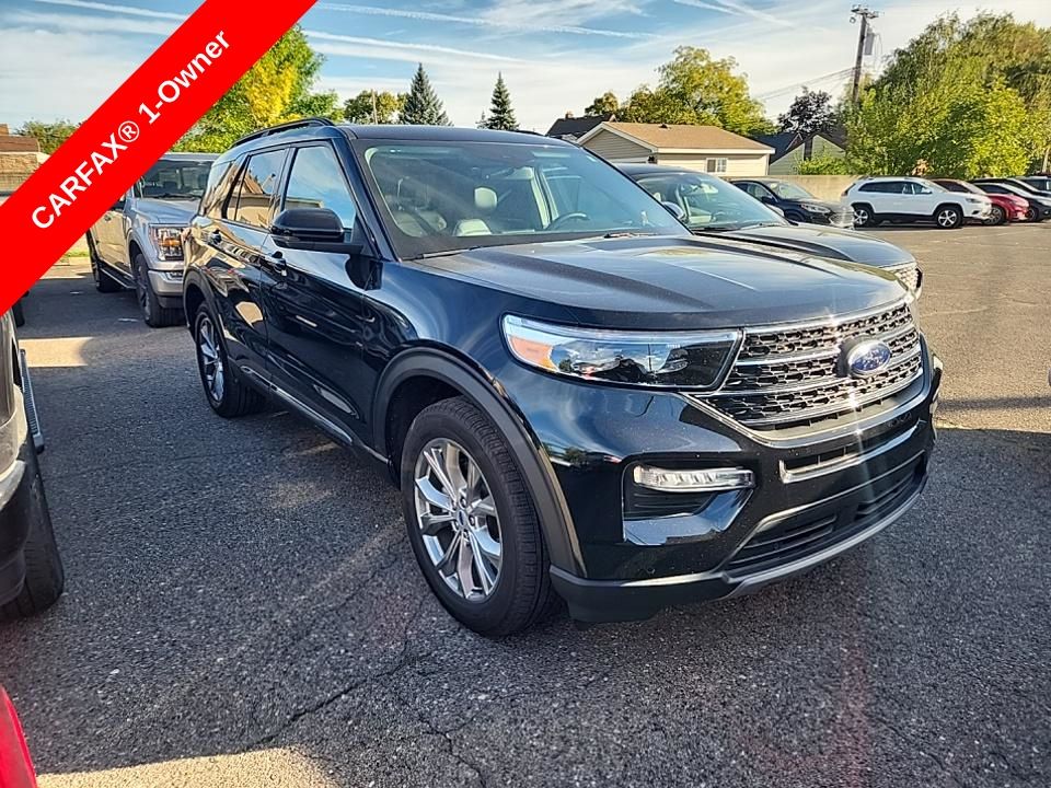 2023 Ford Explorer XLT photo 2