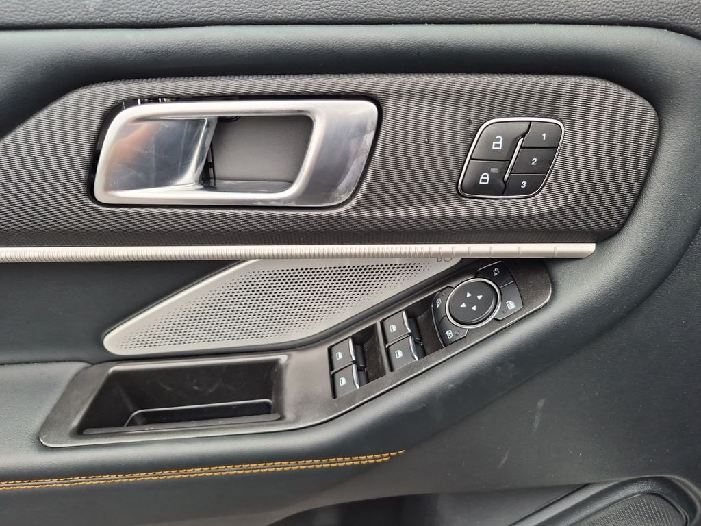 2026 Ford Explorer Tremor - Photo 14