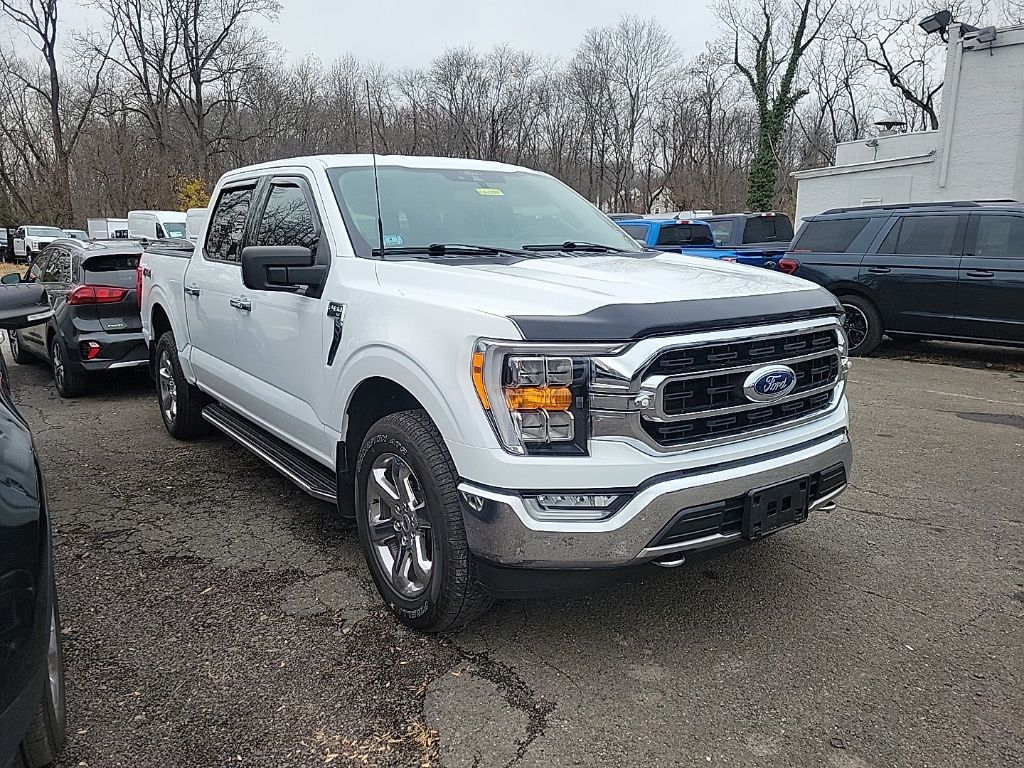 2021 Ford F-150 XLT photo 2