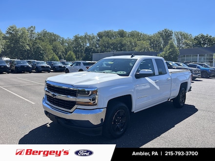 2018 Chevrolet Silverado 1500 4.3L V6 LT with 1LT Extended Cab Truck