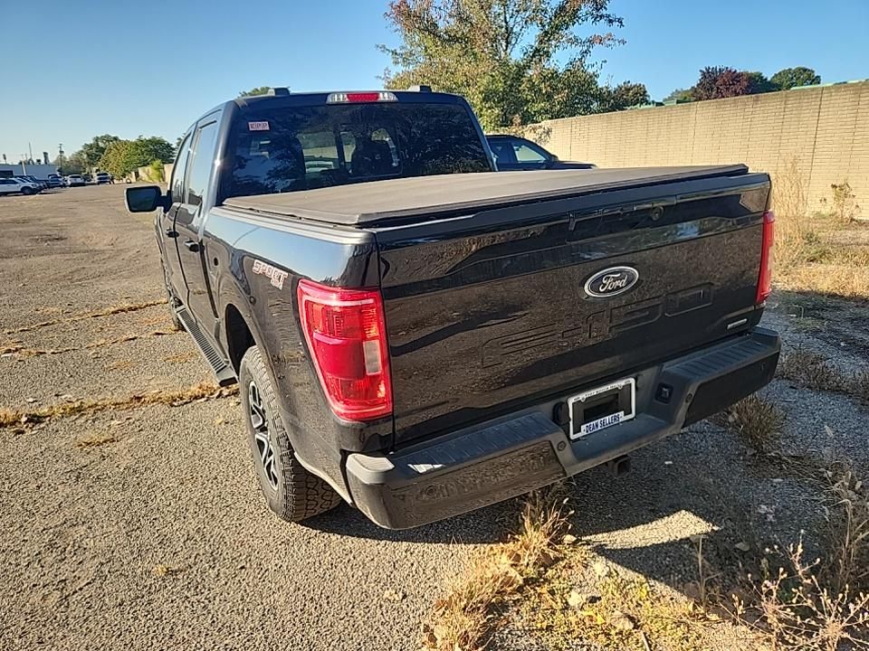 2023 Ford F-150 XLT photo 2