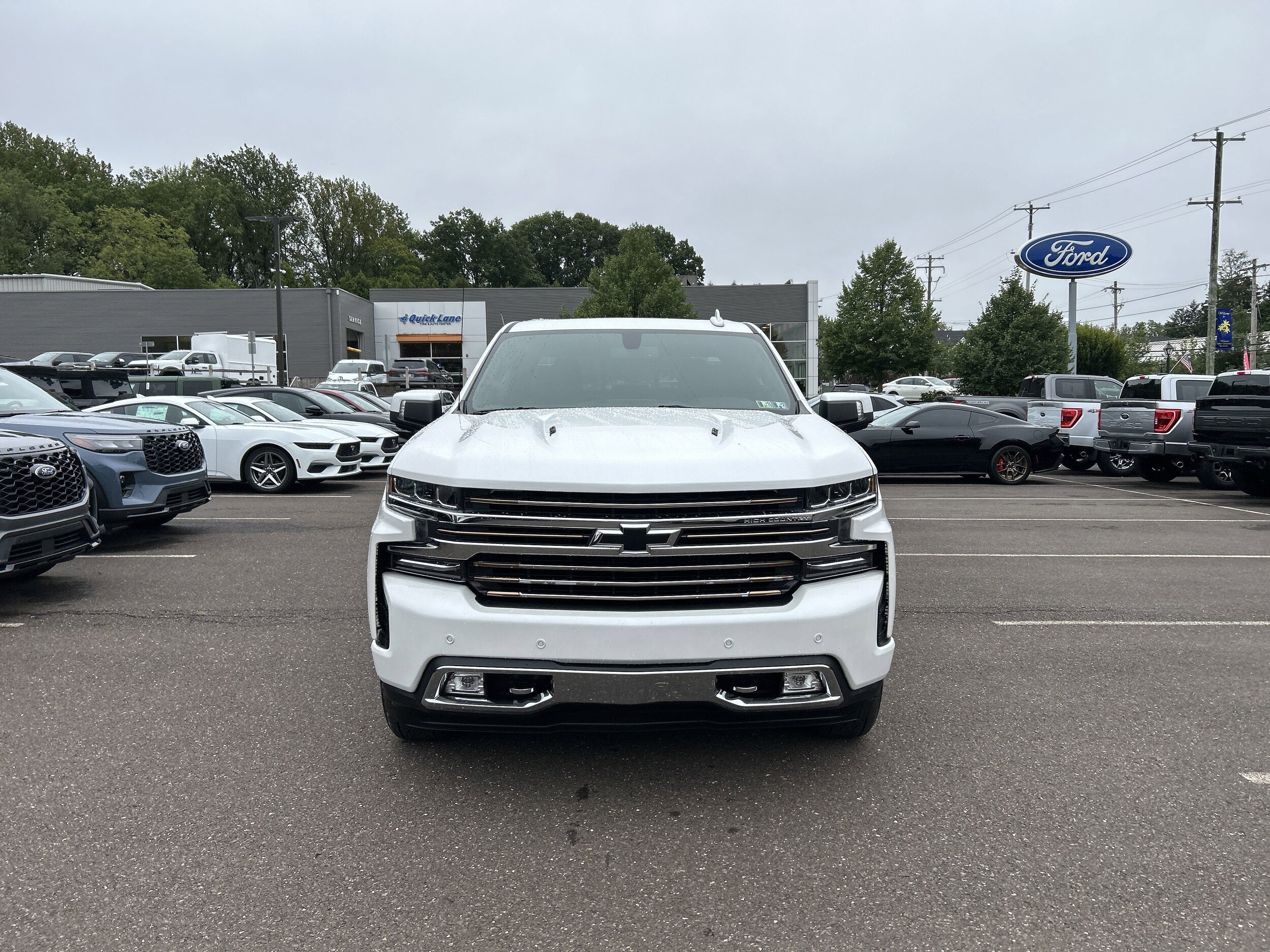 2020 Chevrolet Silverado 1500 High Country Z71 photo 2