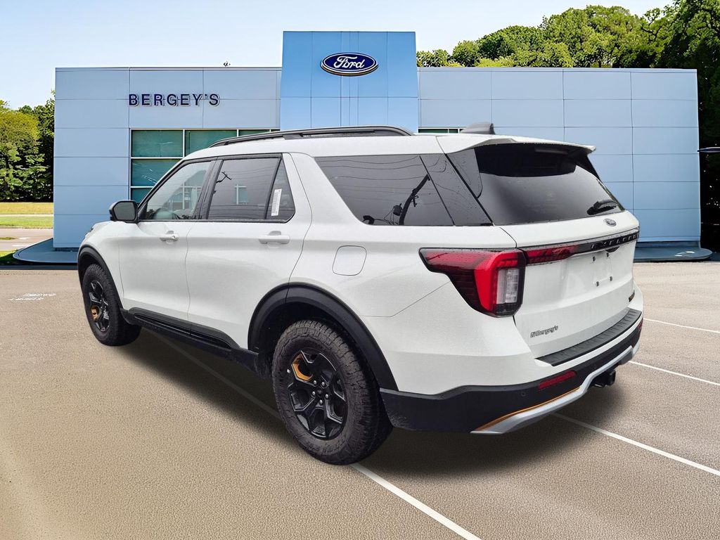 2026 Ford Explorer Tremor - Photo 6