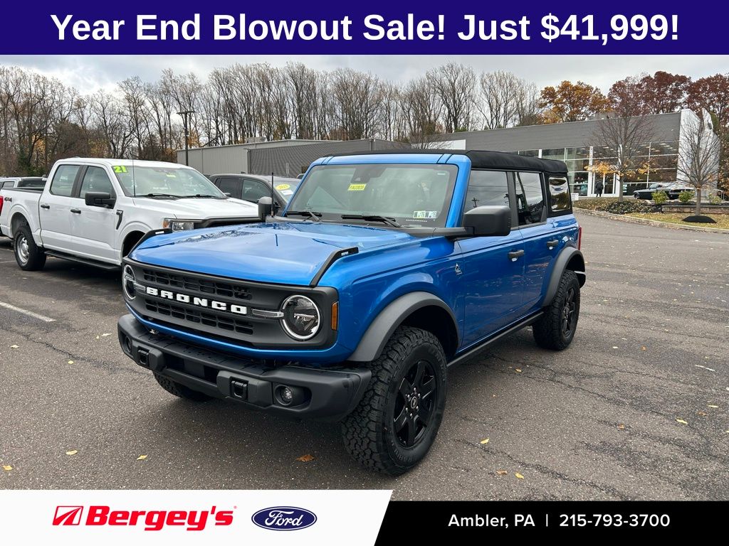 2024 Ford Bronco 4-Door Black Diamond