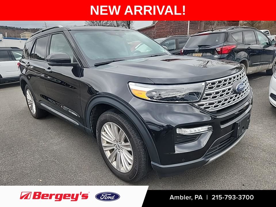 2022 Ford Explorer Limited's photo