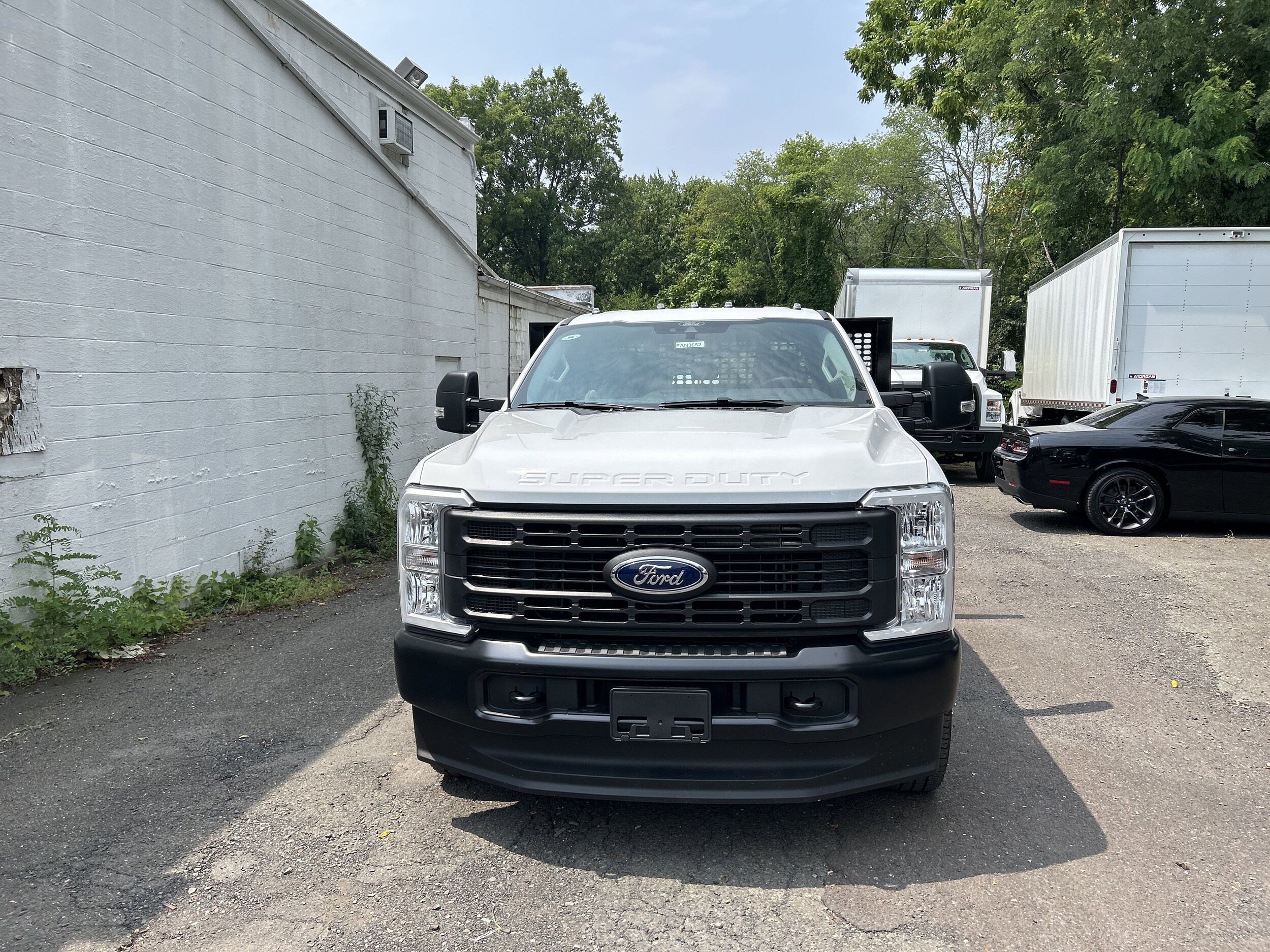 2025 Ford F-350 XL photo 2