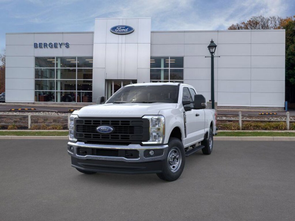 New 2026 Ford F-250SD XL 6.8L 4X4 Truck