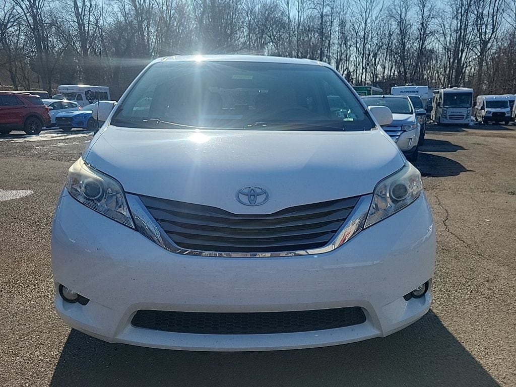 Used 2013 Toyota Sienna Limited Minivan/Van