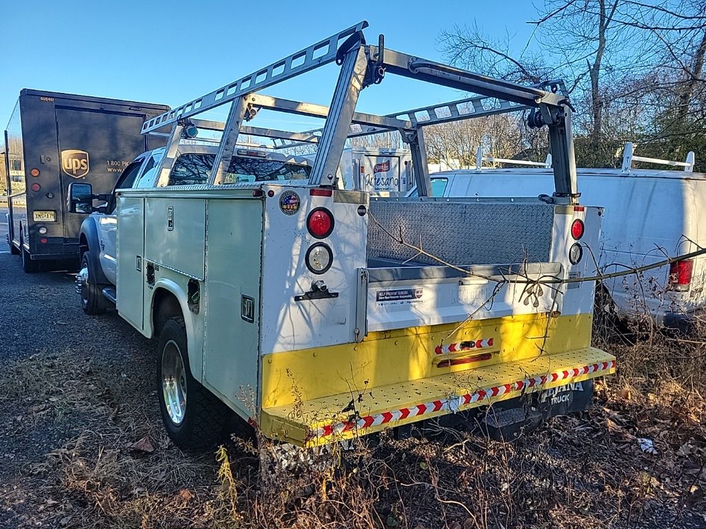 2013 Ford F-450 photo 2