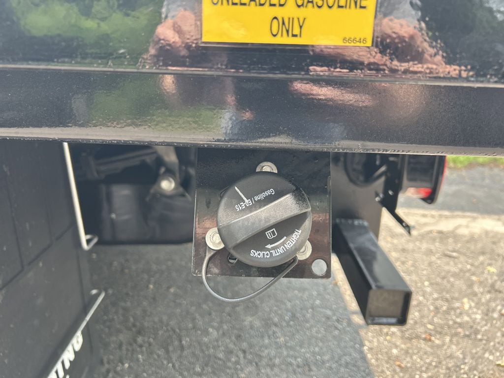 2025 Ford F-350 Super Duty Chassis Cab XL - Photo 32