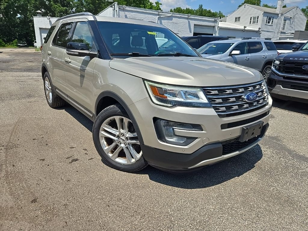 Certified 2017 Ford Explorer XLT SUV