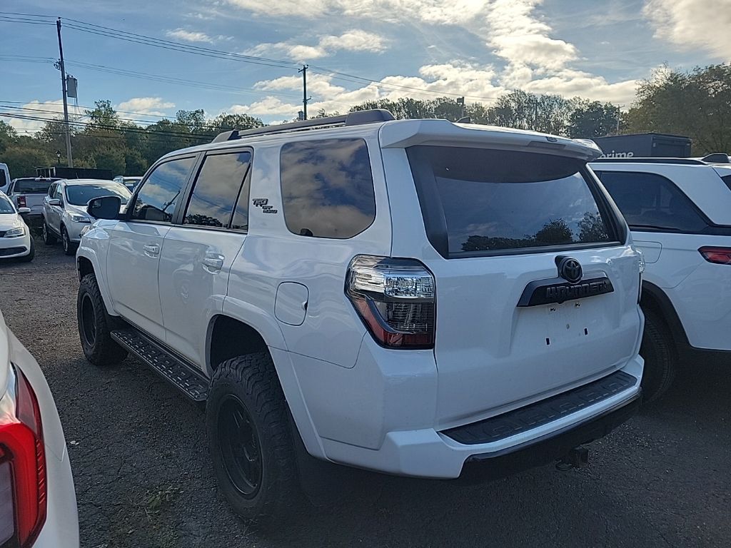 2020 Toyota 4Runner TRD Off-Road Premium photo 4