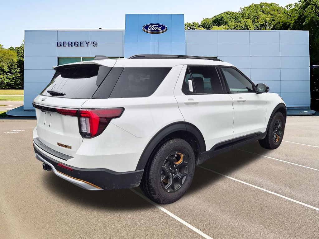 2026 Ford Explorer Tremor - Photo 5
