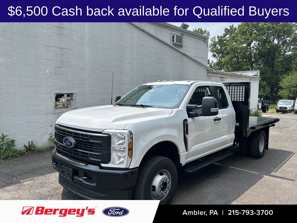 2025 Ford F-350 Super Duty Chassis Cab