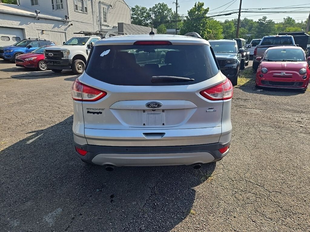 Used 2016 Ford Escape SE SUV