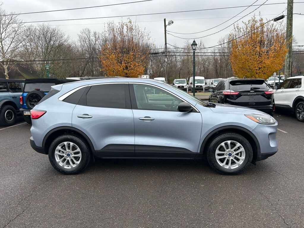 Certified 2022 Ford Escape SE AWD SUV