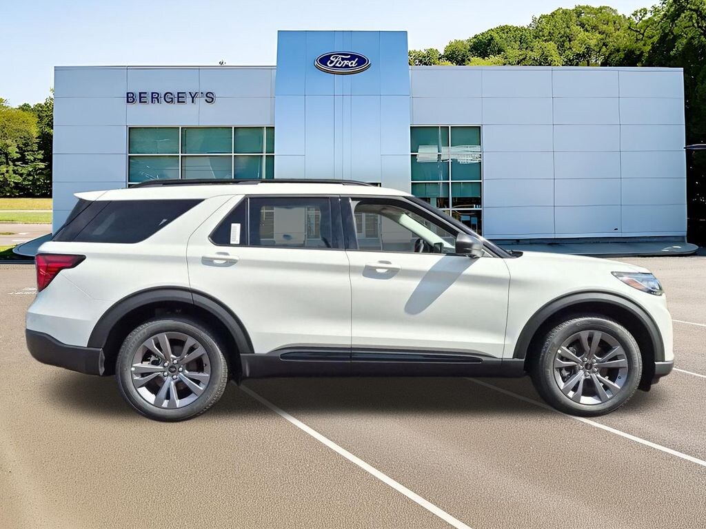 New 2026 Ford Explorer Active SUV