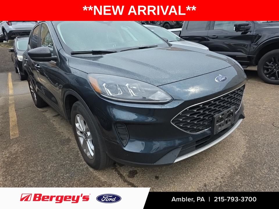 2022 Ford Escape SE AWD's photo