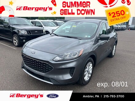 2022 Ford Escape SE SUV