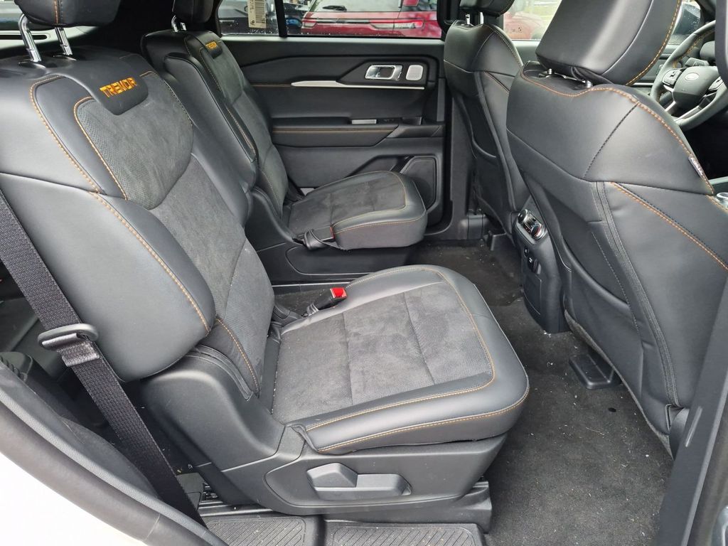 2026 Ford Explorer Tremor - Photo 24