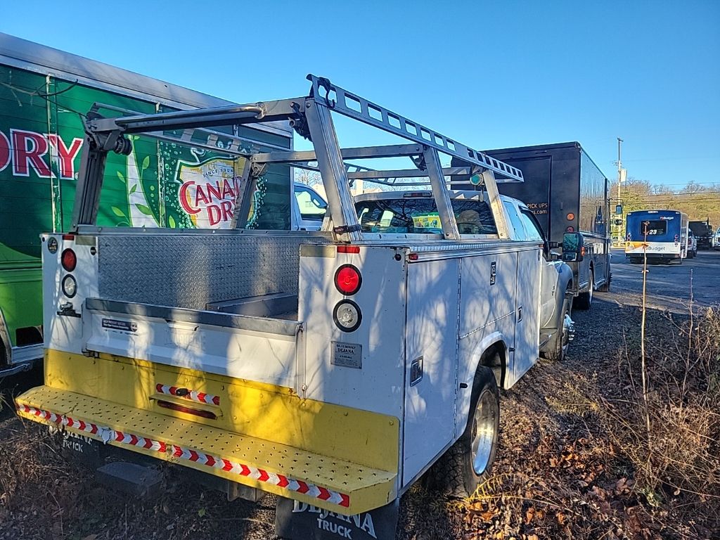 2013 Ford F-450 photo 3