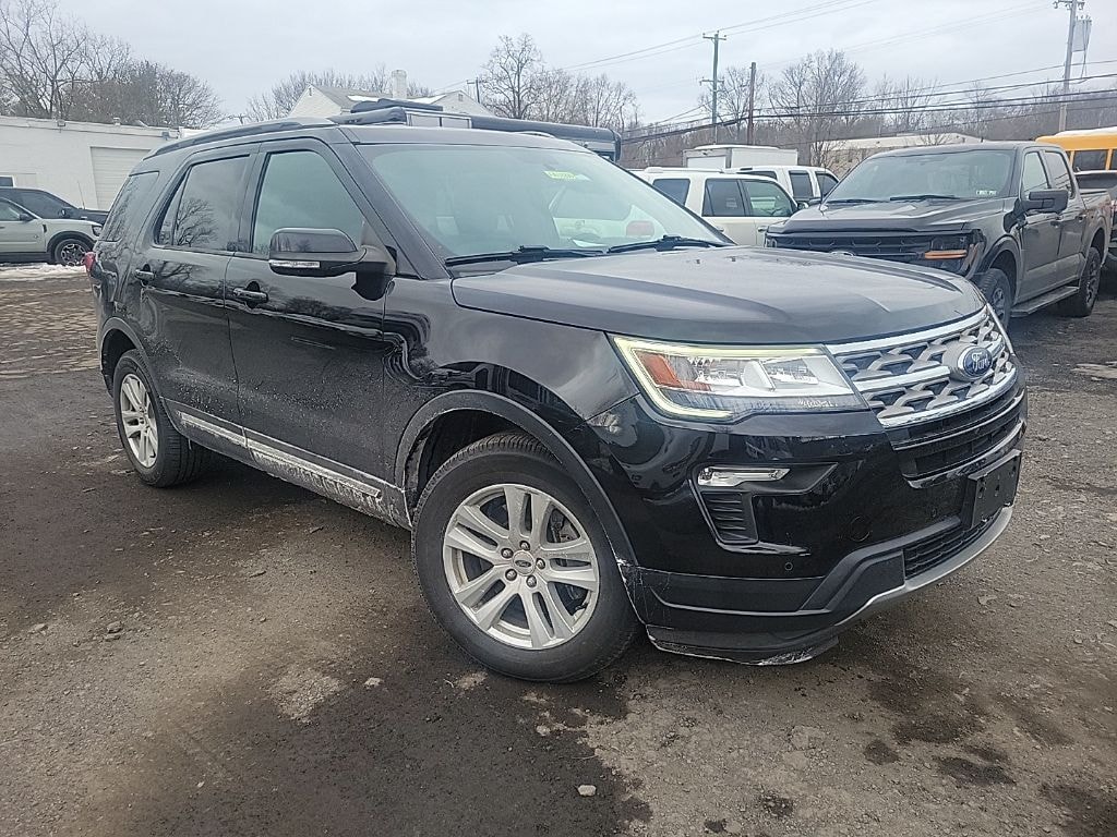 Certified 2018 Ford Explorer XLT 4WD SUV