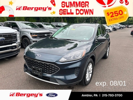 2022 Ford Escape SE SUV