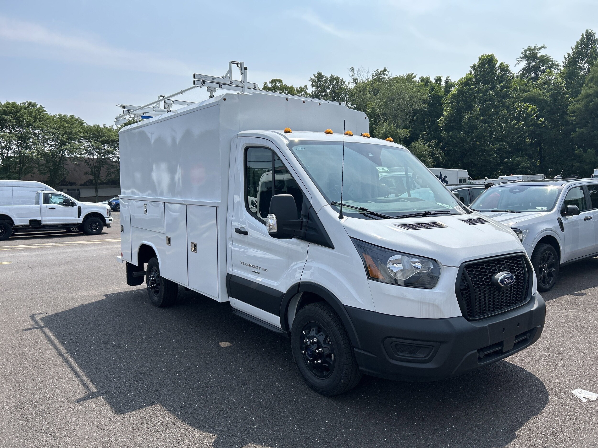 2024 Ford Transit photo 2