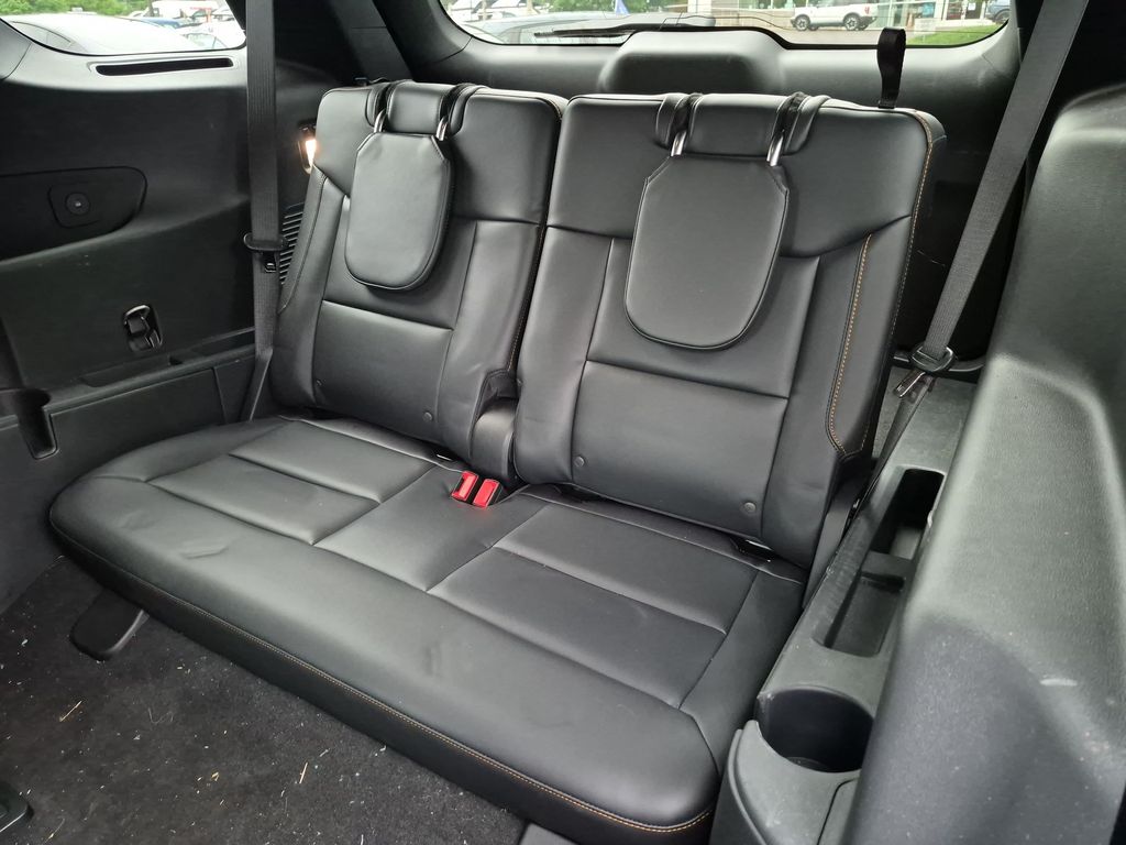 2026 Ford Explorer Tremor - Photo 23