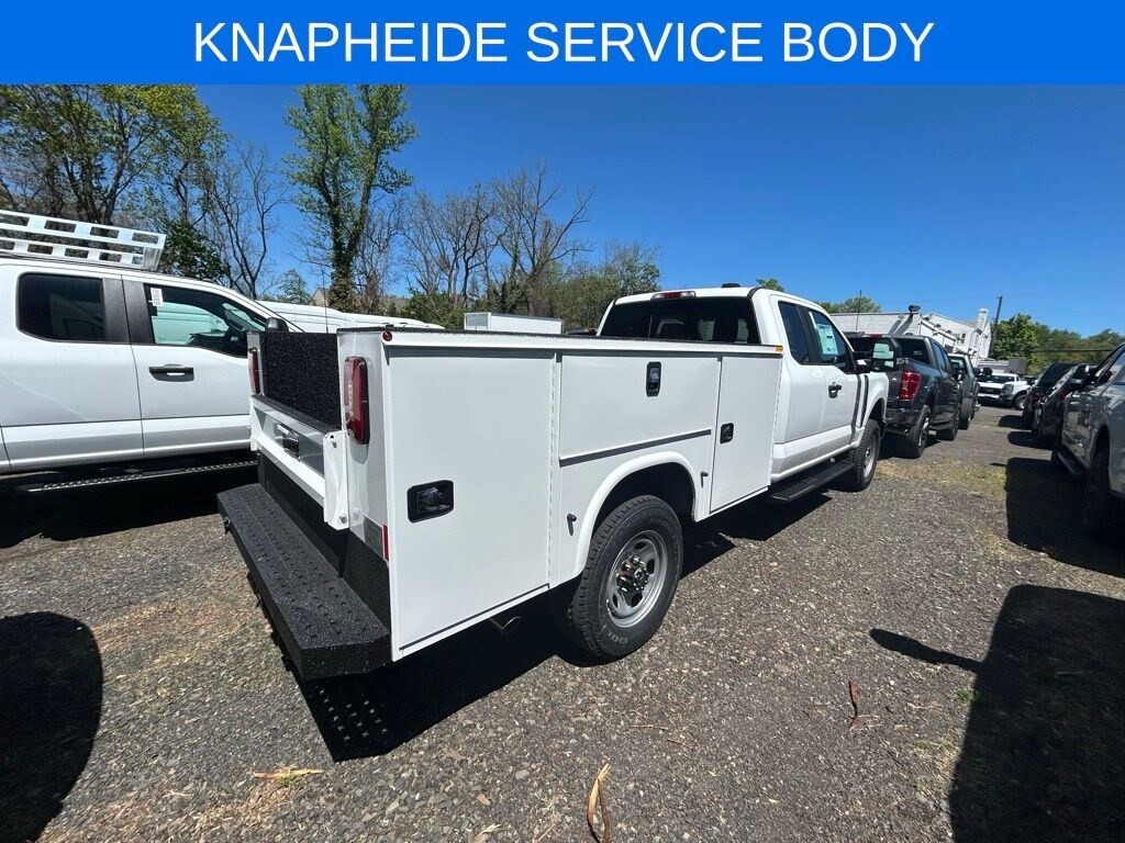 New 2026 Ford F-350SD XL Chassis