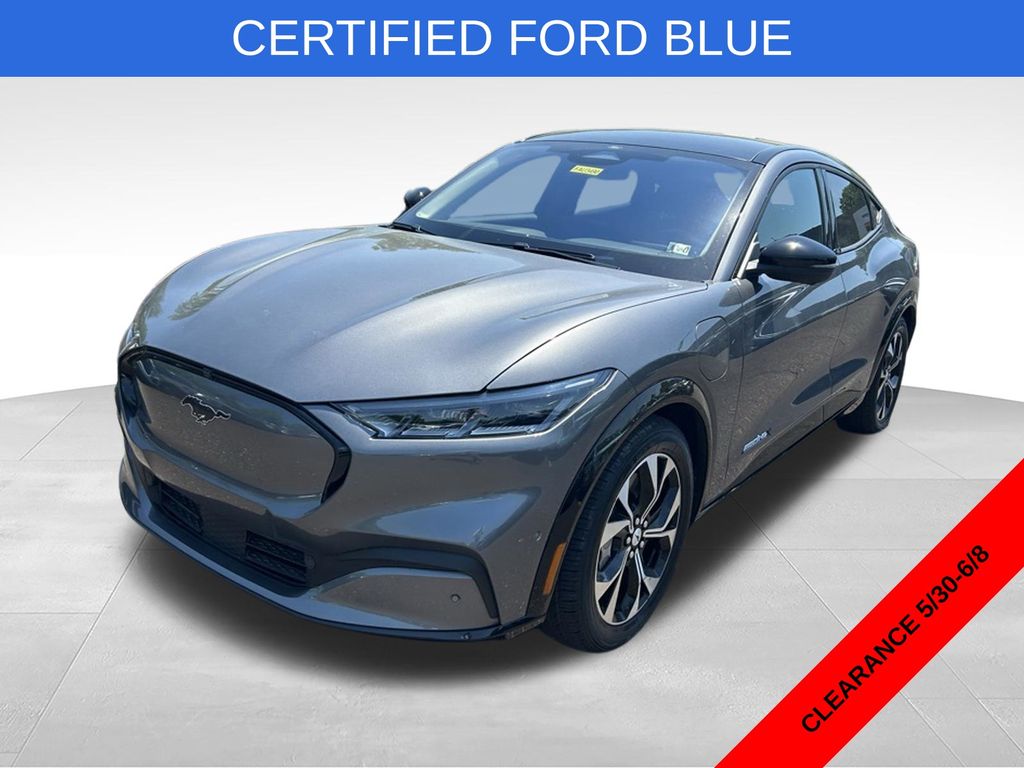2023 Ford Mustang-Mach-e Premium's photo