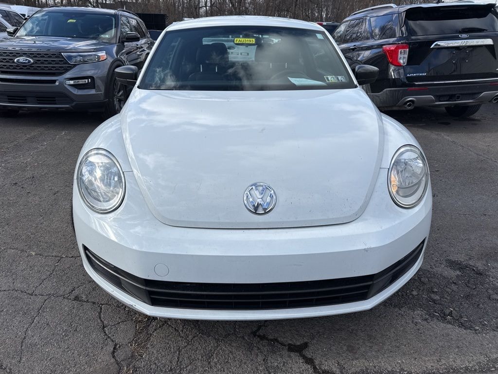 Used 2014 Volkswagen Beetle 1.8L Turbo Hatchback