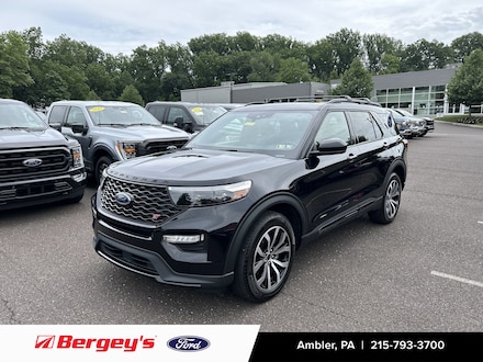 2022 Ford Explorer ST with Moonroof and Navigation SUV