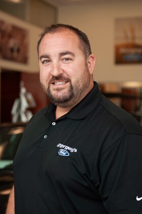 Staff member Vince Saracino from b60f9fb461ba