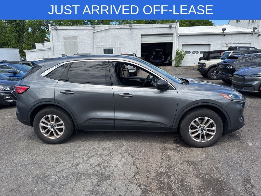 Used 2022 Ford Escape SE SUV