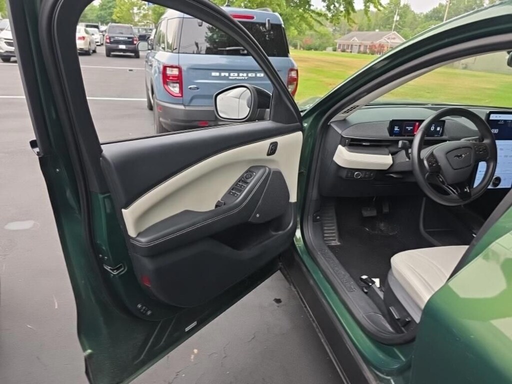 Used 2024 Ford Mustang Mach-E Premium SUV