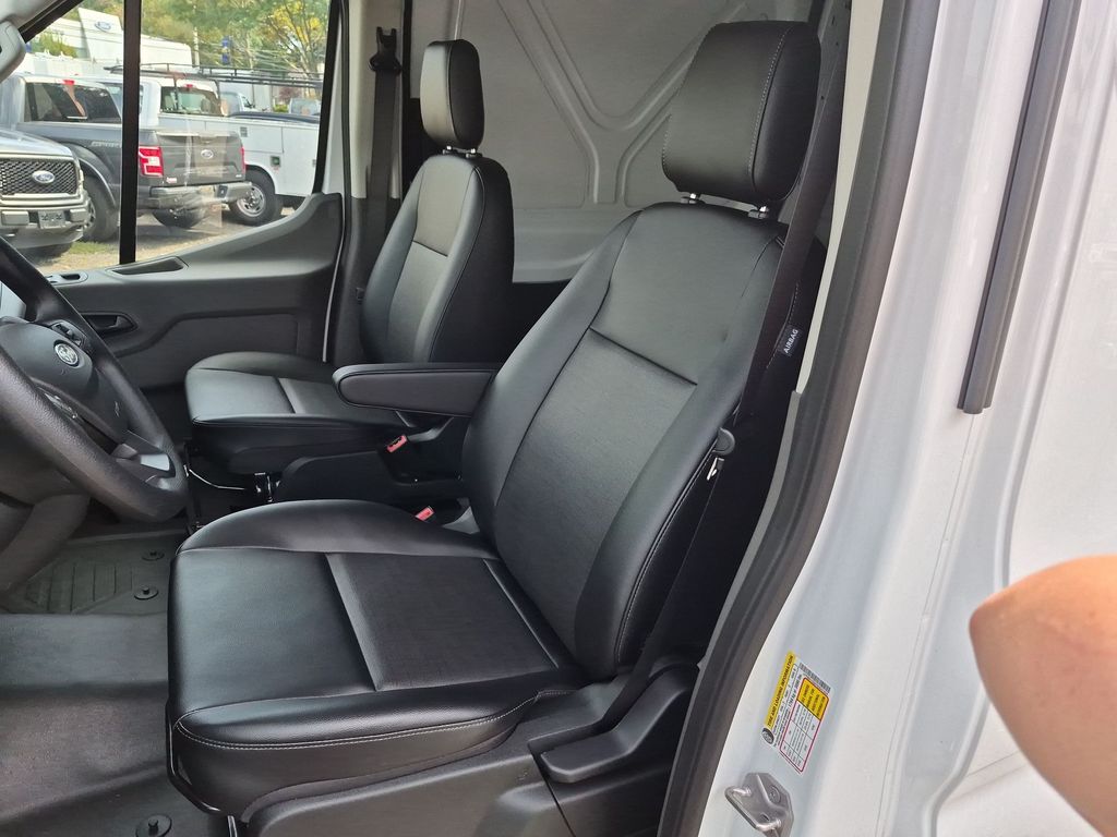 2026 Ford Transit Van Base - Photo 13