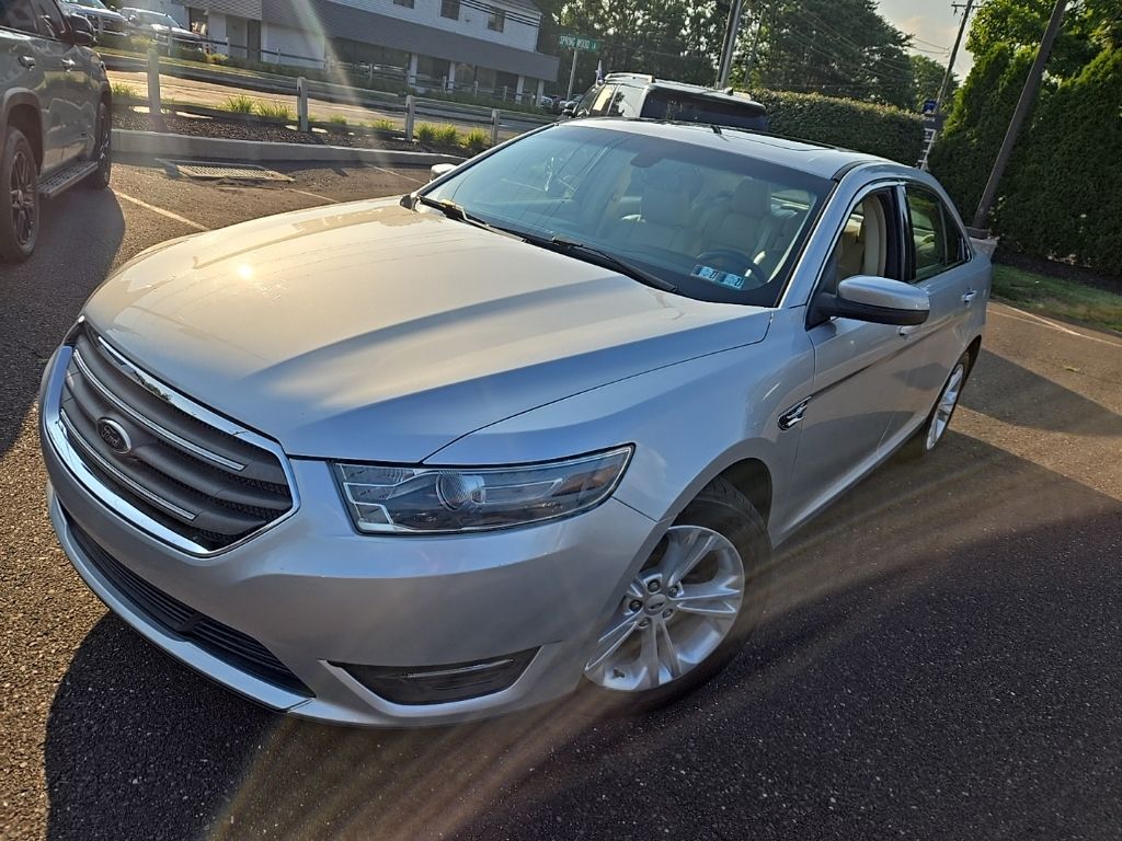 Used 2013 Ford Taurus SEL with VIN 1FAHP2E80DG137600 for sale in Spring House, PA