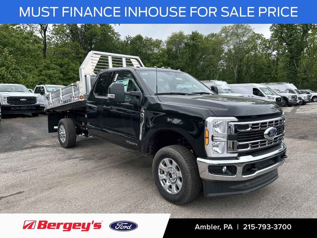 New 2024 Ford F-350SD XLT Chassis