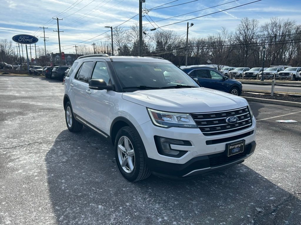Certified 2017 Ford Explorer XLT with Navigation SUV