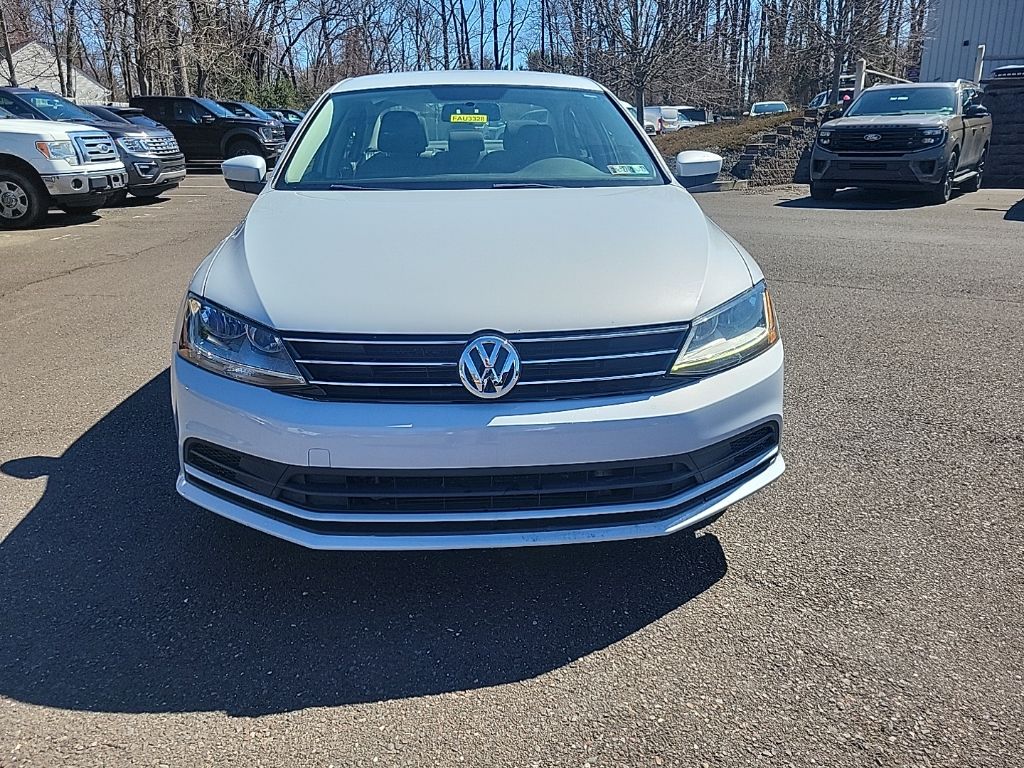 3VW2B7AJ4HM264718