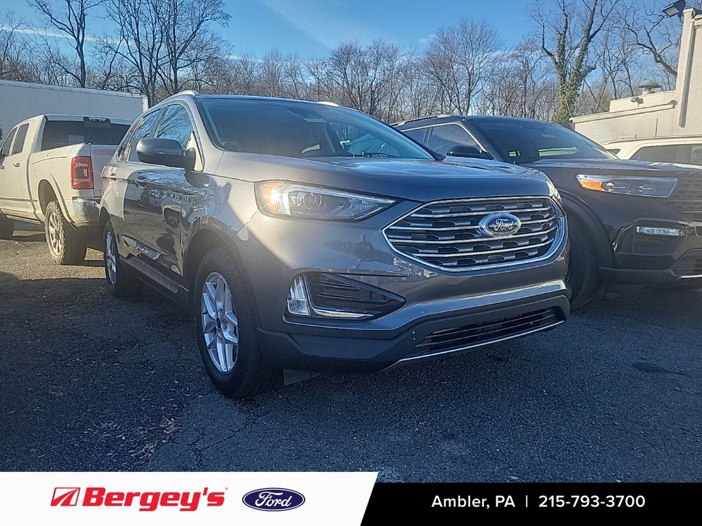2022 Ford Edge SEL's photo